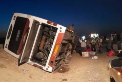 واژگونی اتوبوس در جاده مشهد / ۳۳ نفر زخمی شدند