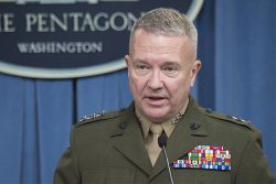 فرمانده نیروهای آمریکا در منطقه: از دست حملات پهپادهای ایرانی امنیت نداریم