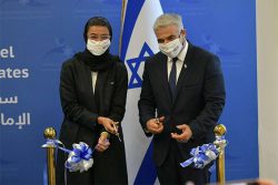 اولین سفر رسمی وزیر خارجه اسرائیل به امارات / افتتاح سفارت و کنسولگری