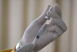 انتخاب واکسن های “آسترازنکا” و “پاستوکووک” برای دُز سوم کادر درمان