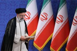 انتقاد شدید روزنامه ایران از منتقدان دولت رئیسی