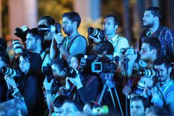 بسیج رسانه: چرا خبرنگاران نباید مسکن و بیمه داشته باشند؟