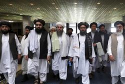 هشدار طالبان به آمریکا و اروپا: تضعیف دولت افغانستان به نفع هیچ کس نیست/ قطر: مذاکرات”مثبت” بود