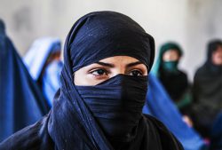 ترس قضات زن افغانستان از انتقام مردانی که آنها را محکوم و روانۀ زندان کردند
