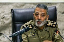 سرلشکر موسوی: ارتش دفاع از انقلاب و اسلام را وظیفه خود می داند
