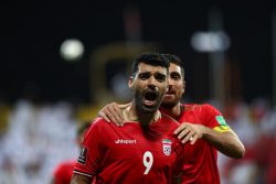 پیروزی بر امارات به لطف VAR / ایران به صدر جدول بازگشت