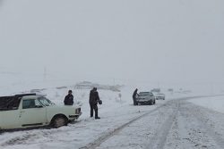 برف و باران در جاده های ۱۸ استان / چالوس و آزادراه تهران – شمال مسدود