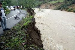 کاهش خسارت سیل اخیر با لایروبی رودخانه های آسیب پذیر / مفقود شدن ۶ کوهنورد در روز بارانی