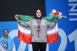 ۳ طلا؛ شاهکار الهام حسینی در قهرمانی وزنه برداری زنان آسیا + فیلم