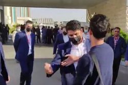 جلوگیری از دیدار خبرنگاران با اعضای تیم ملی فوتبال ساحلی هنگام بازگشت در فرودگاه