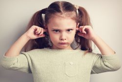 چند استراتژی برای مواجهه با بچه حرف نشنو